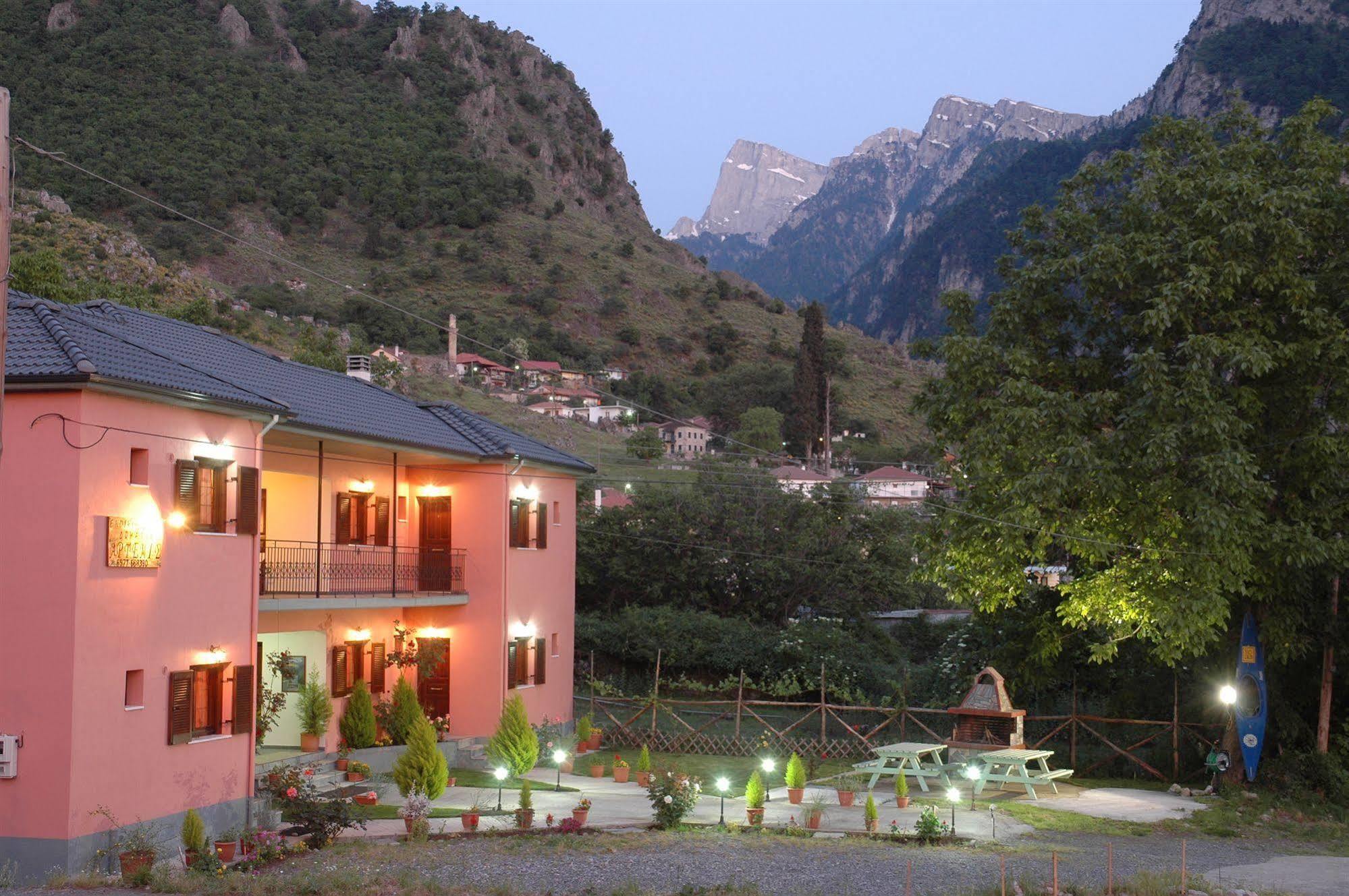Artemis Apartments Konitsa Eksteriør billede