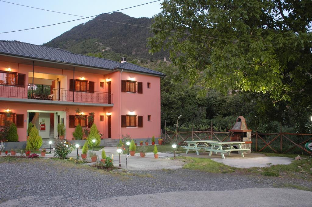 Artemis Apartments Konitsa Eksteriør billede